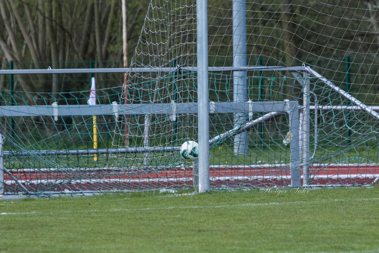 Bild 338 - wBJ VfL Oldesloe - SV Henstedt Ulzburg : Ergebnis: 3:3